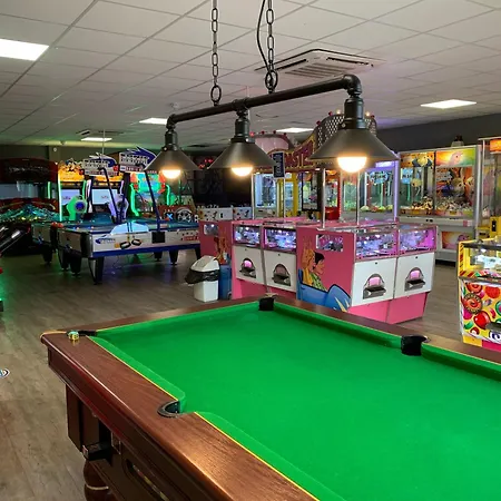 12 Close At The Bay Filey, Sleeps 8, 2 Dogs Welcome For Free Too 別荘 *