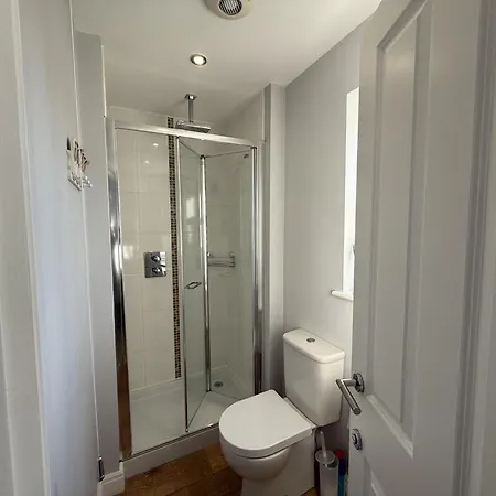 12 Close At The Bay Filey, Sleeps 8, 2 Dogs Welcome For Free Too *