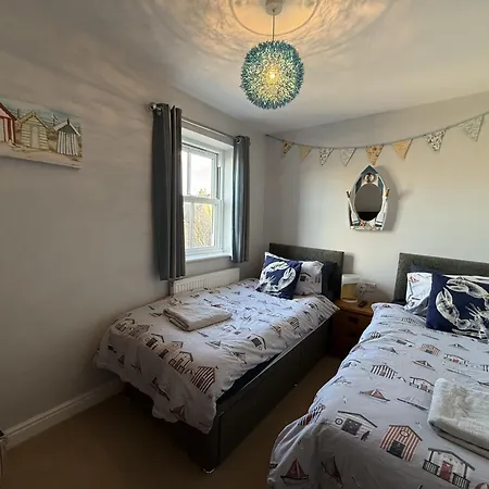 12 Close At The Bay Filey, Sleeps 8, 2 Dogs Welcome For Free Too Σπίτι διακοπών