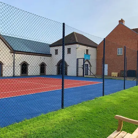 12 Close At The Bay Filey, Sleeps 8, 2 Dogs Welcome For Free Too