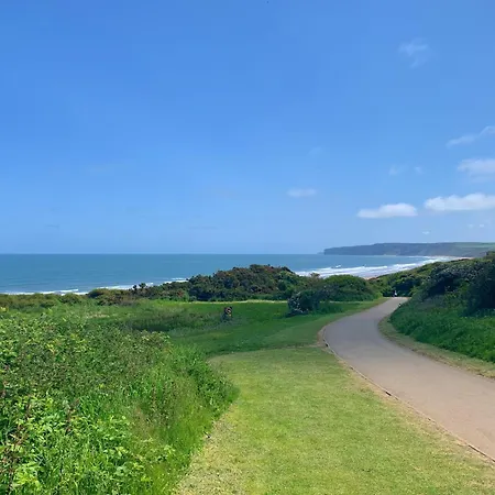 12 Close At The Bay Filey, Sleeps 8, 2 Dogs Welcome For Free Too Ferienhaus Filey